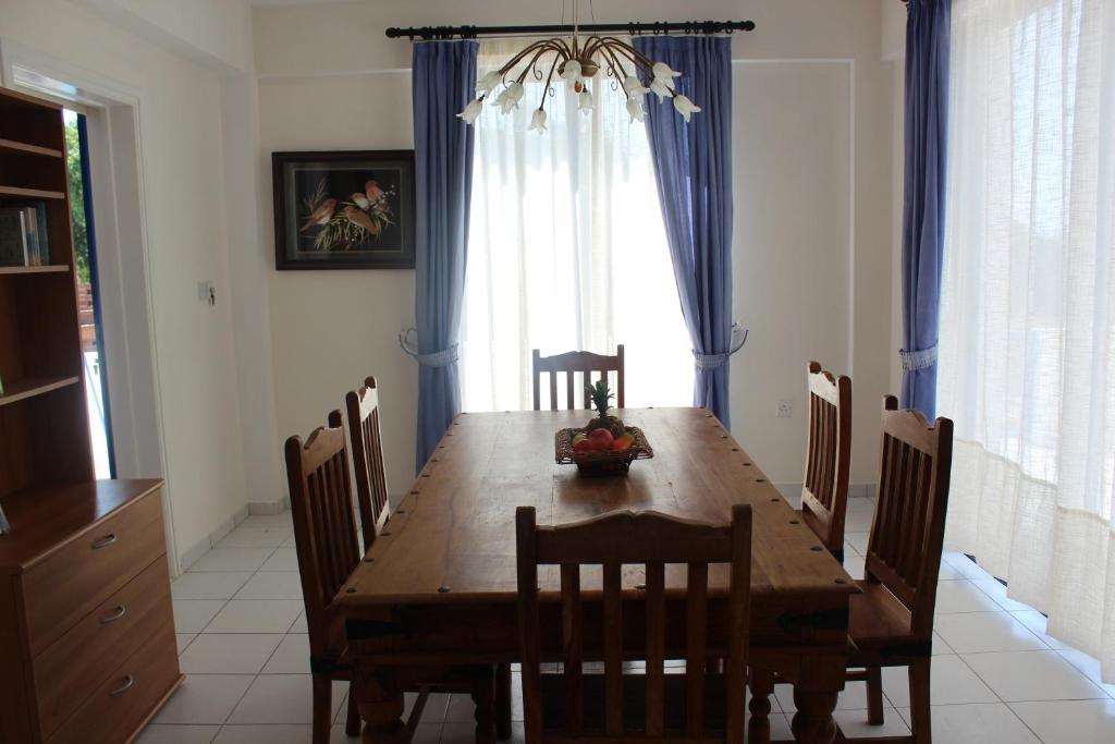 Kavalla Forest Villas Paphos Cameră foto